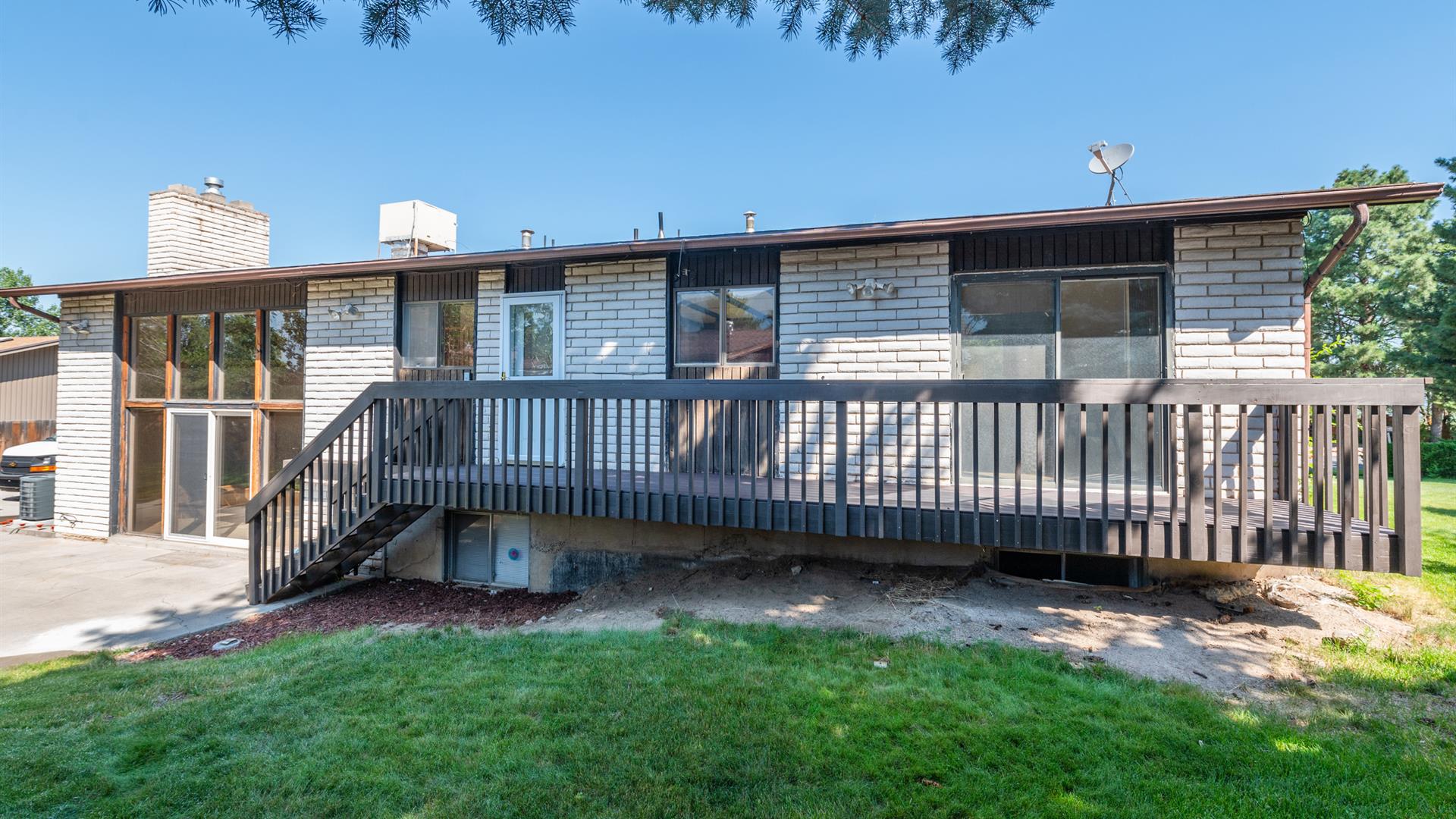 Grandview Dr To Say the Least...